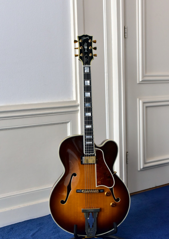 A gibson L-5 Wes Montgomery model.