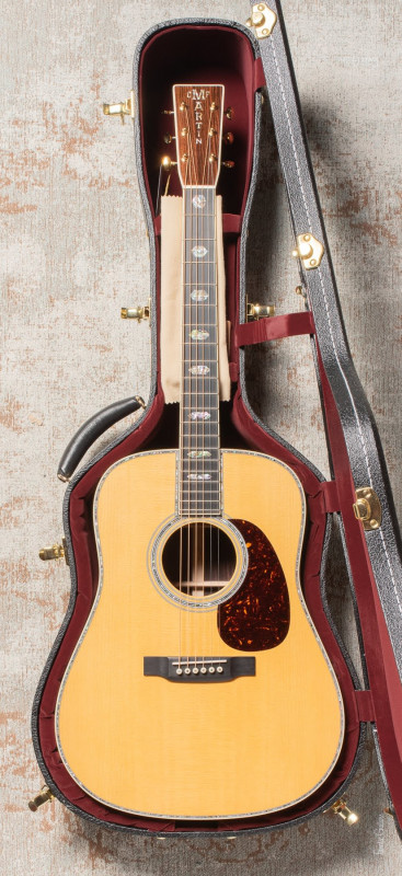 A martin D28.