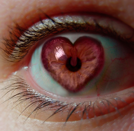 what a pink eye looks like