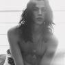 (Model: Miles McMillan)